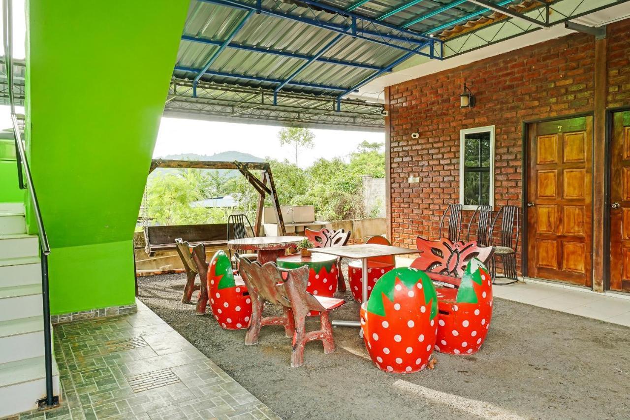 Oyo 90462 Padang Besar Green Inn Экстерьер фото