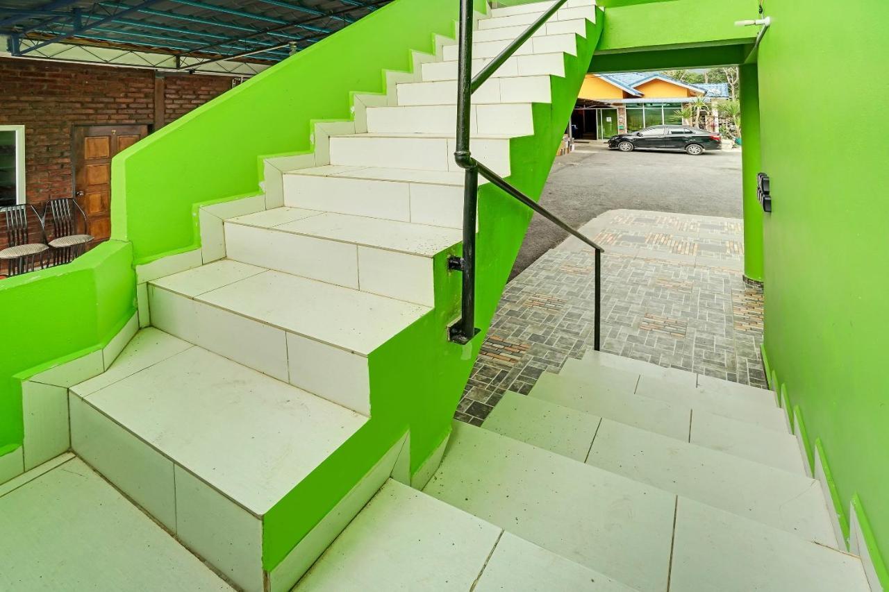 Oyo 90462 Padang Besar Green Inn Экстерьер фото