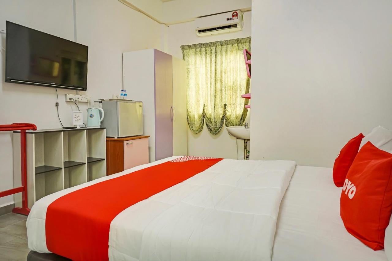 Oyo 90462 Padang Besar Green Inn Экстерьер фото